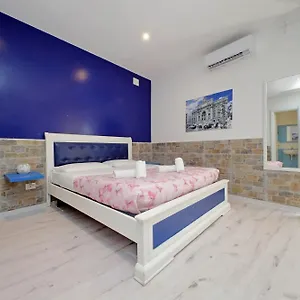 Lucky Domus Appio Appartamento